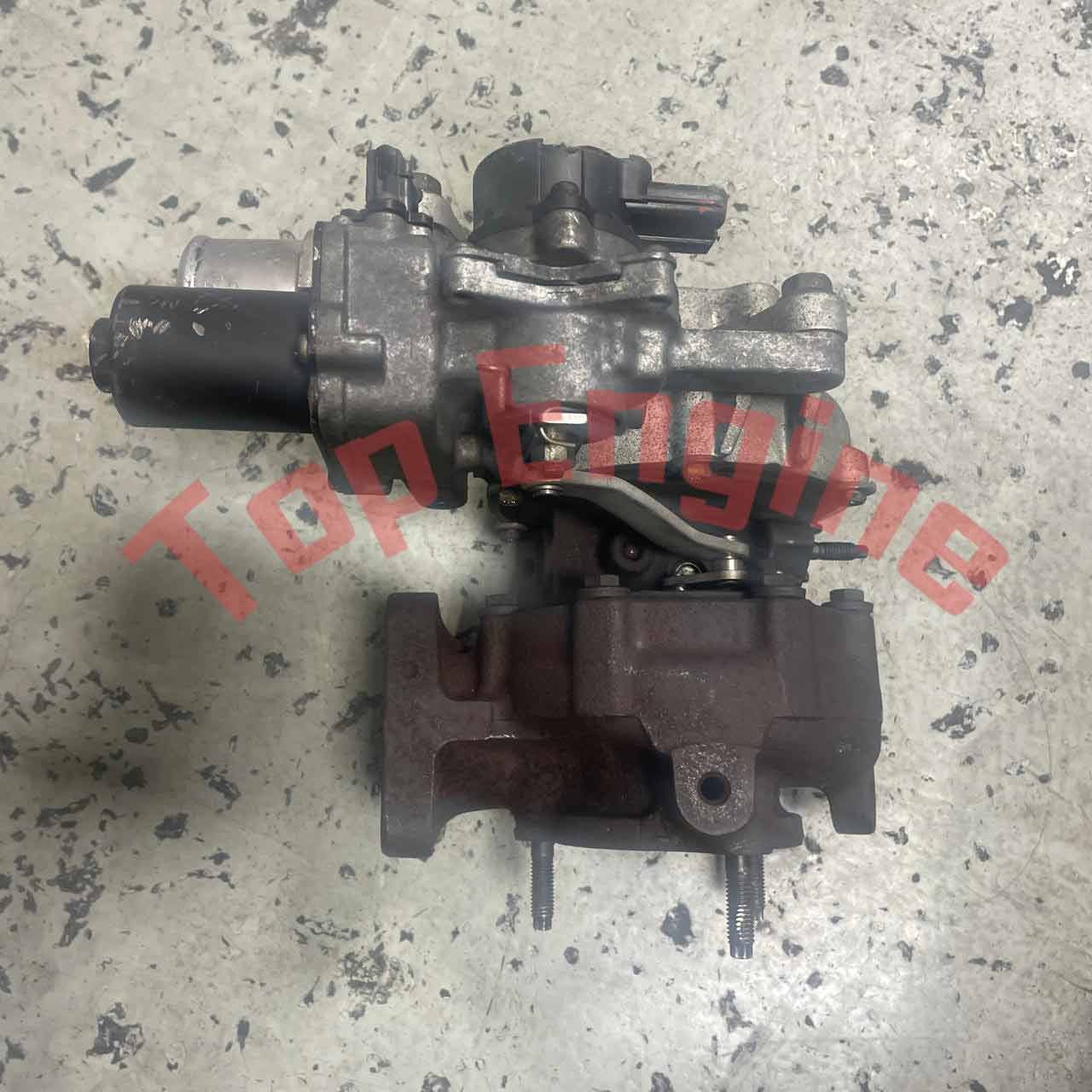 Left Side Turbocharger VB23 VB37 for Toyota Land Cruiser 200 4.5L V8 1VD-FTV Twin Turbo Diesel